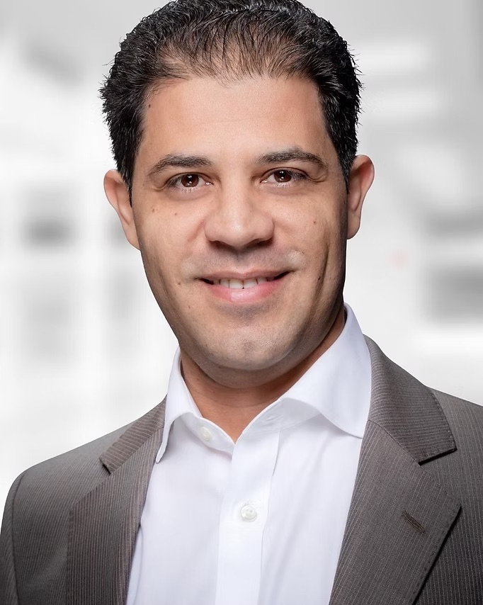 Dr Mohssen Chabok